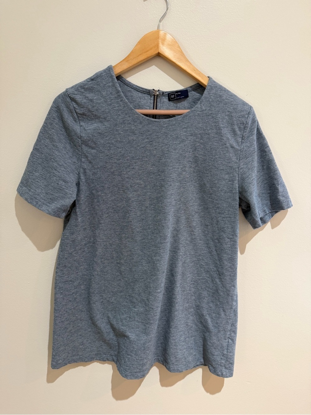 GAP XL Tall top zipper back Heathered Light Blue Crewneck Top office